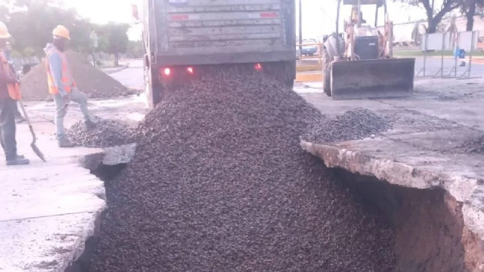 Sugieren revisión exhaustiva de tubería para evitar socavones en León