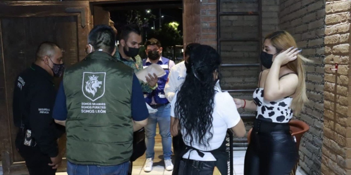 León: Elementos de Fiscalización son equipados con bodycams