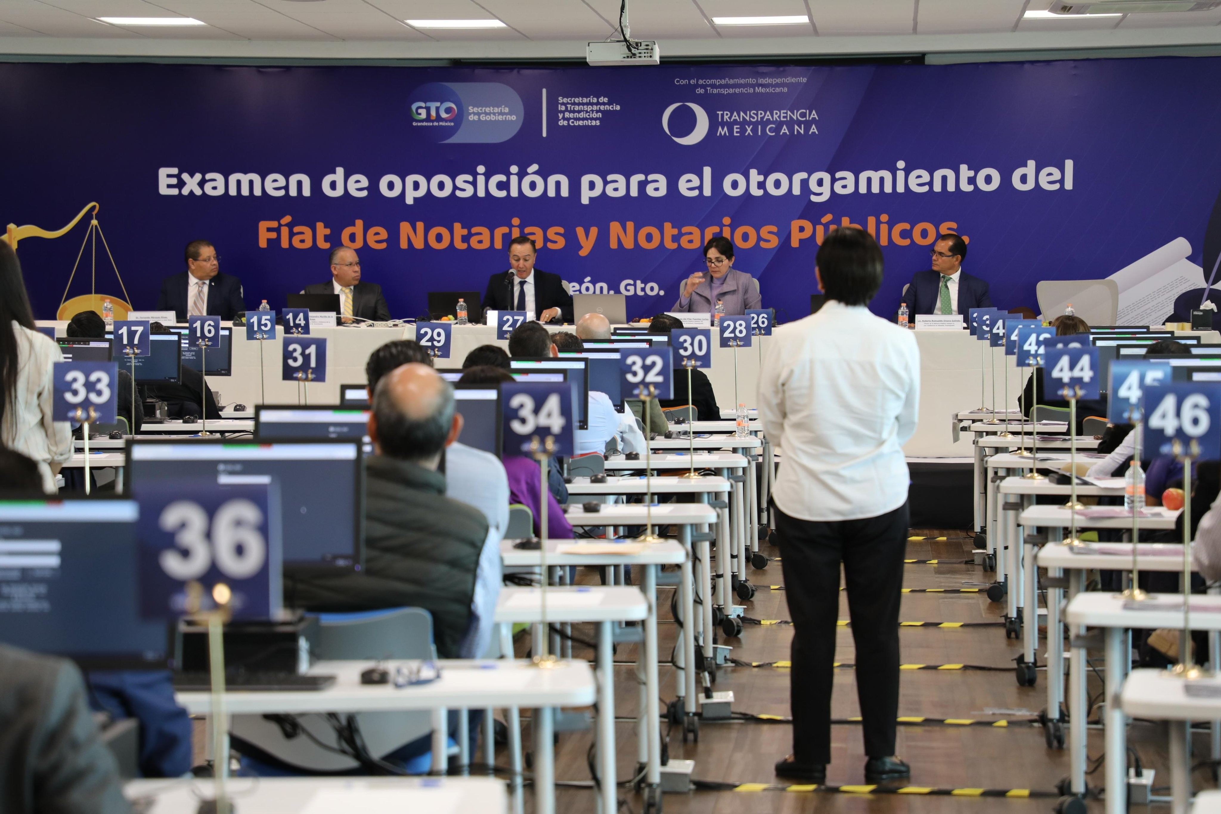 Inicia examen de oposición para designar nuevos notarios en Guanajuato