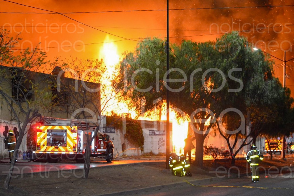 León acumula más de 3 mil 500 incendios en lo que va del año
