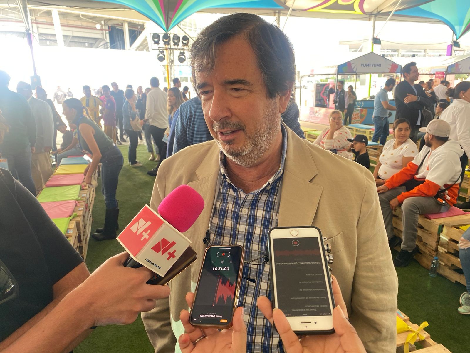 Busca Canaco ‘desesperadamente’ a Libia; no hay respuesta de su equipo