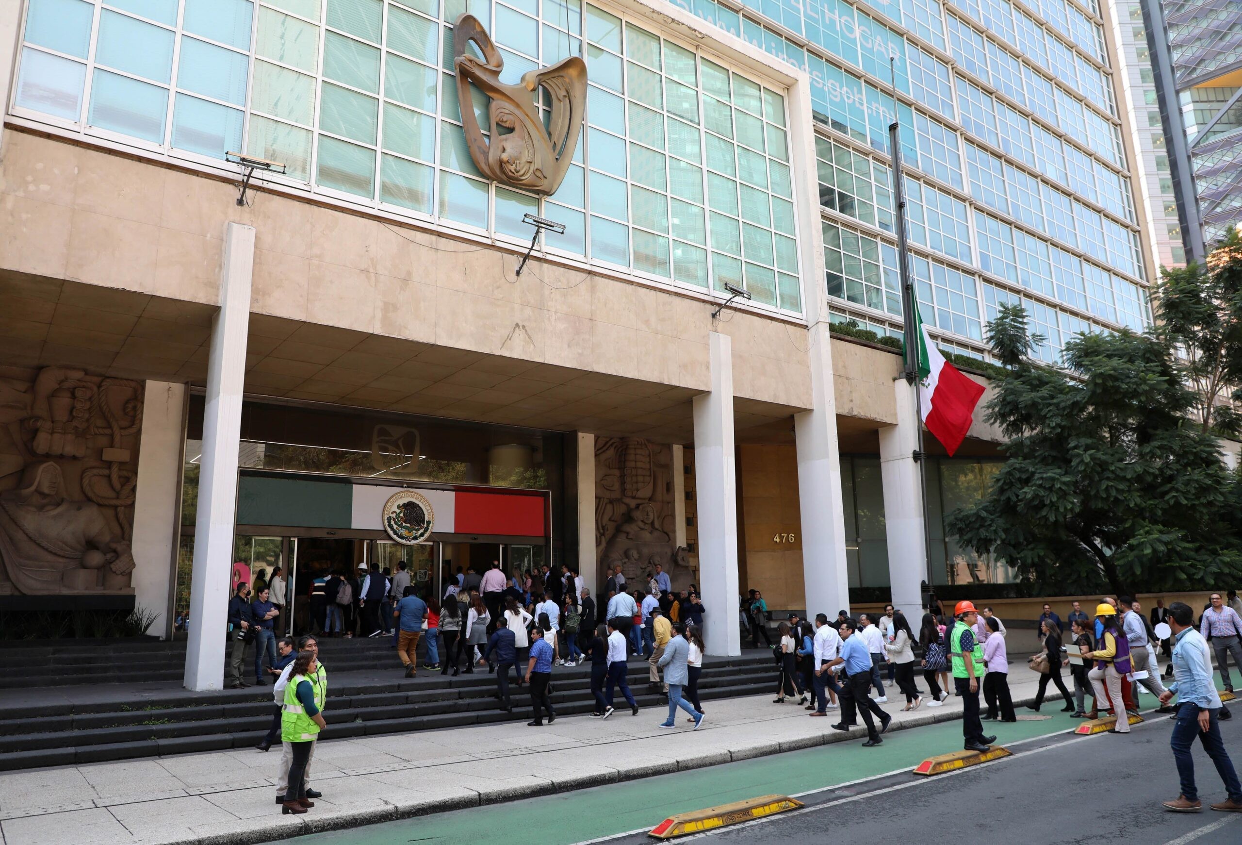 Buscan basificar a trabajadores del IMSS asignados a Guanajuato 