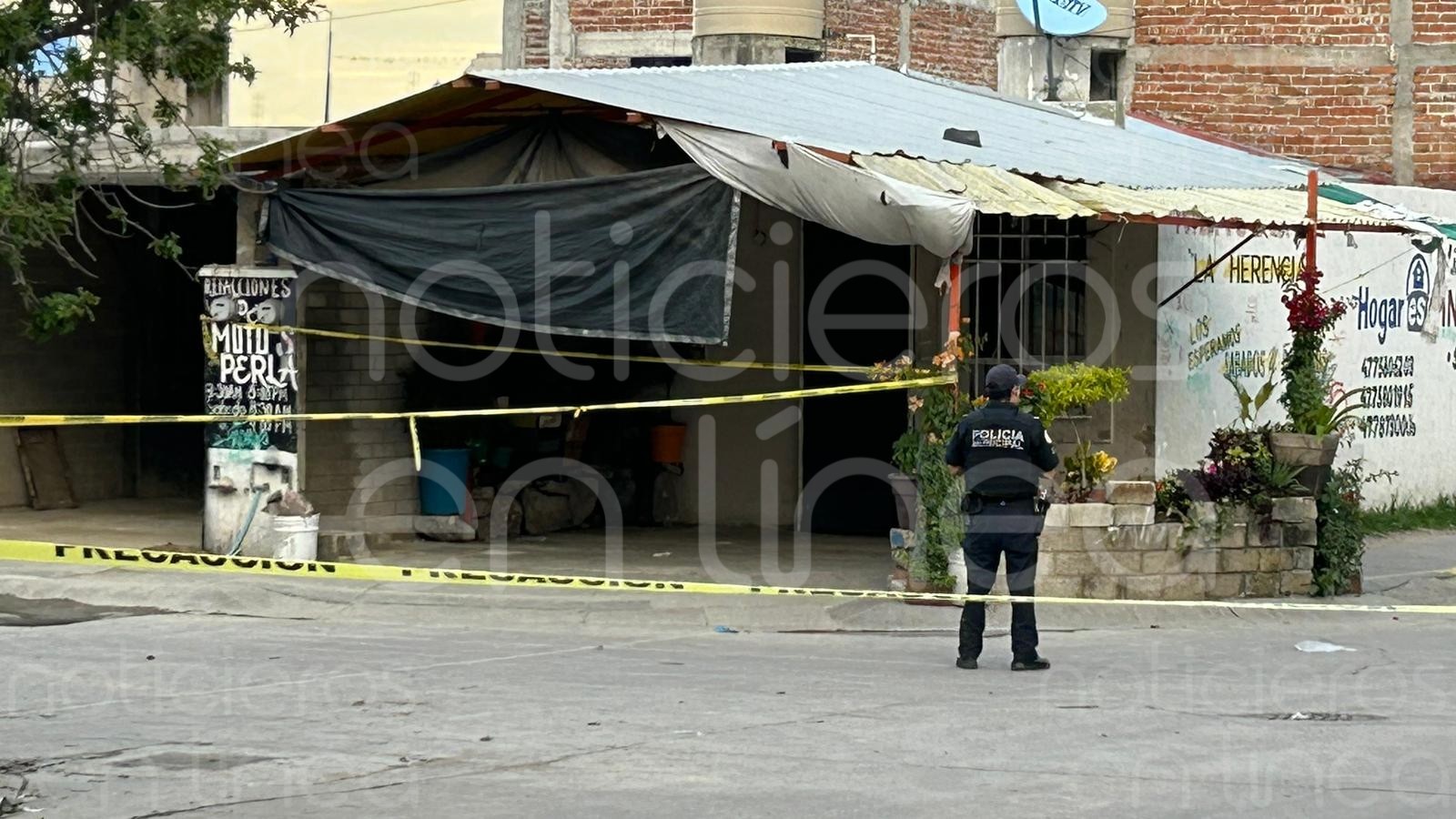 Tocan a su puerta y le disparan a mujer en Paseo de las Torres