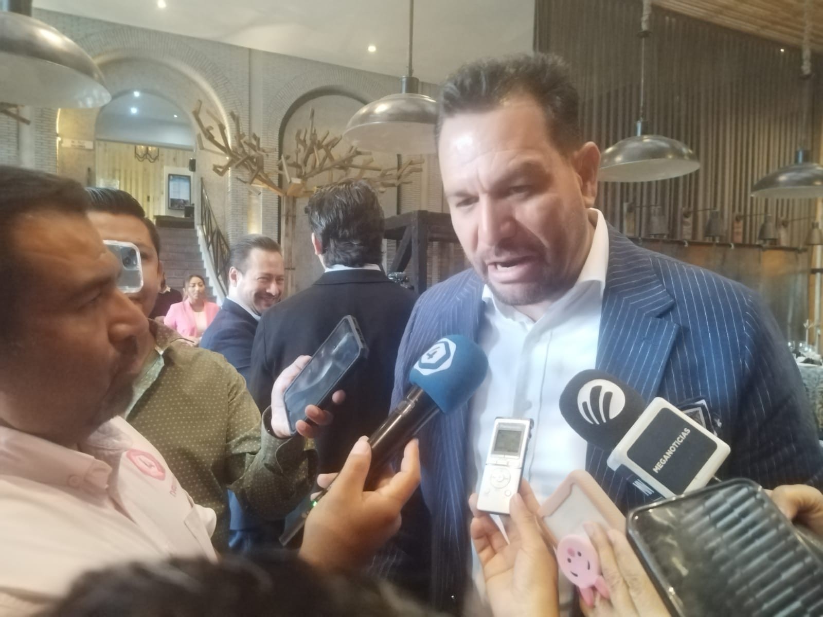 Advierte Cofoce devaluación del peso ante incertidumbre por reforma judicial