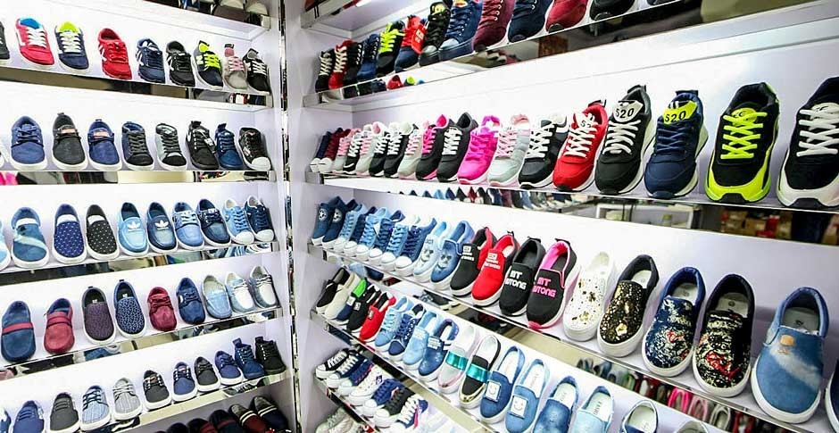 Productos chinos invaden la Zona Piel de León