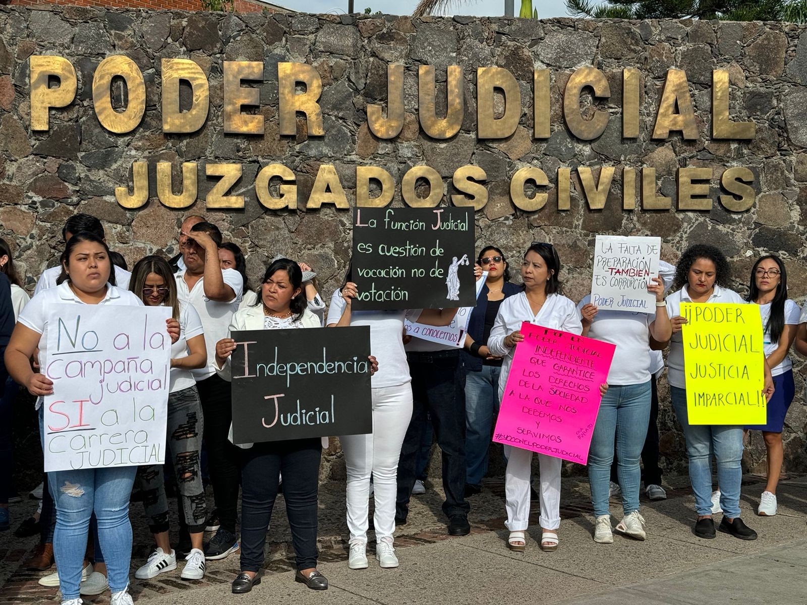 Jueces en Irapuato se manifiestan en rechazo a la Reforma del Poder Judicial