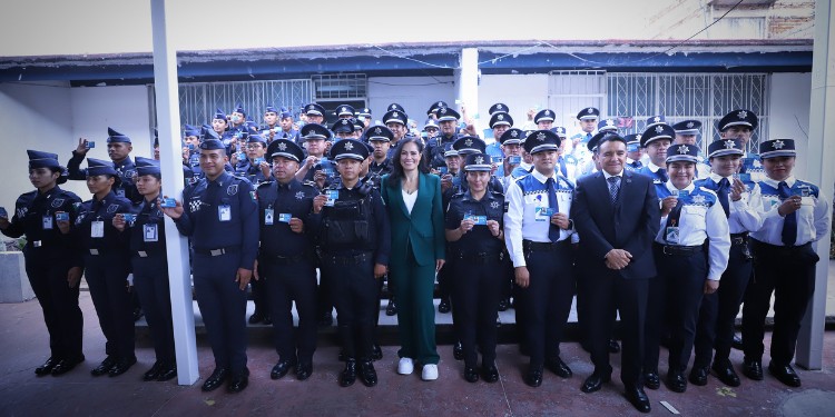“Prefiero pocos policías, pero que sean los mejores“, afirma alcaldesa de León