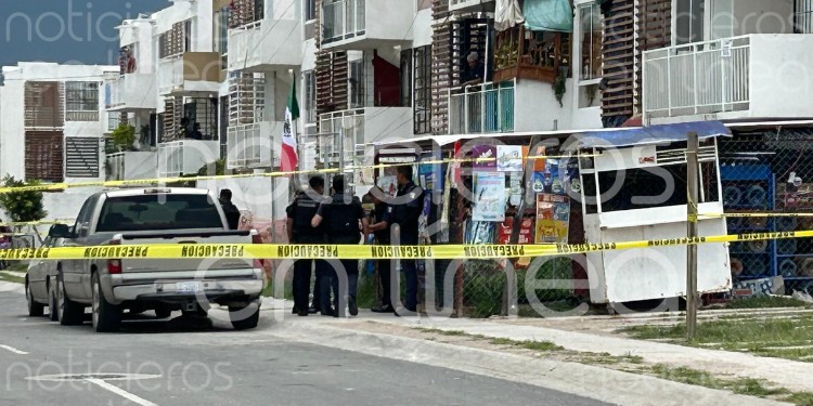 Hombre asesinado a balazos en tienda de abarrotes en Brisas del Campestre