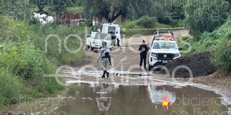 Hallan cuerpo con signos de violencia en camino a Ojo de Agua