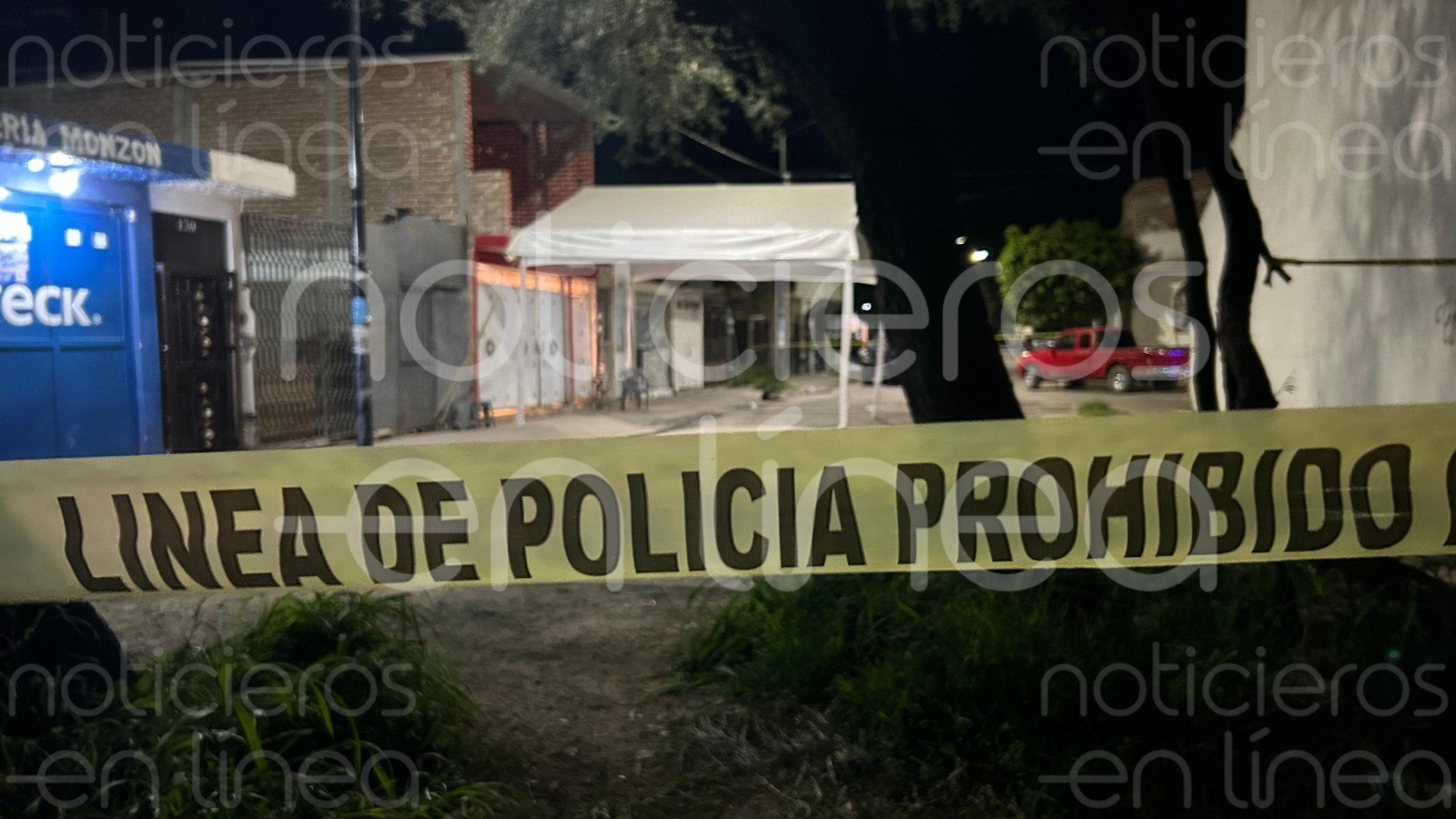 Ataque armado durante el novenario de Fernanda; hay 5 heridos y un muerto