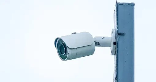 Conectan 180 escuelas sistemas de videovigilancia al C4 de León