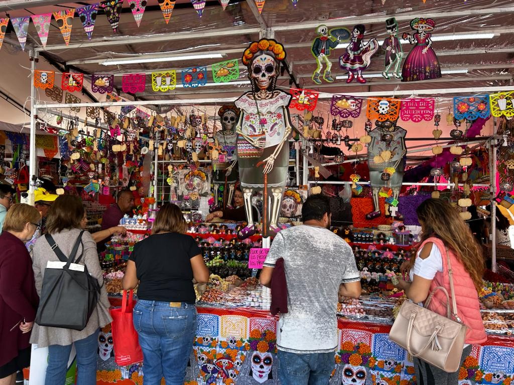 León se prepara para la tradicional Feria del Alfeñique