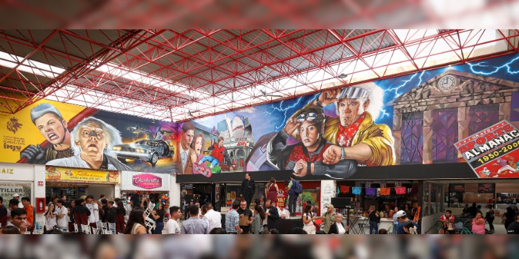 La Plaza Hidalgo ‘viaja al futuro’ con nuevo mural
