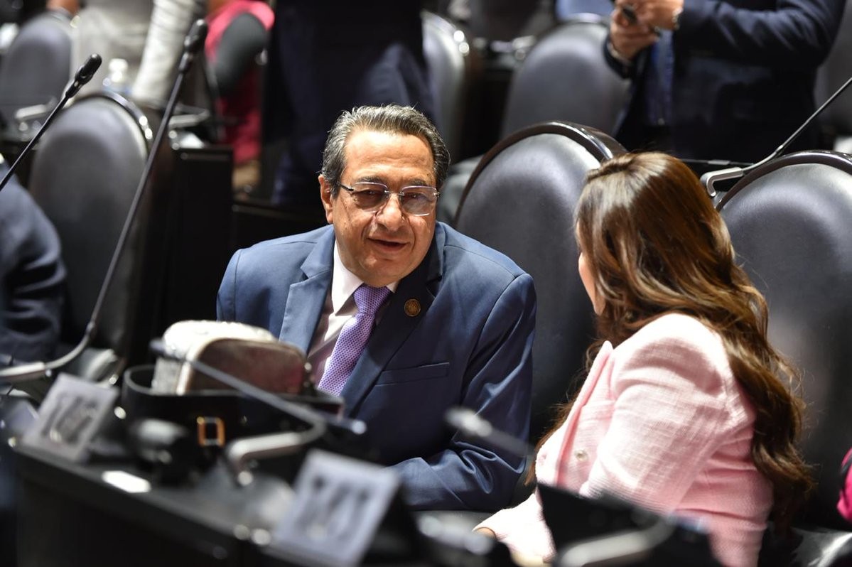 Miguel Salim no descarta pedir apoyo a senadores de Morena para lograr acuerdos