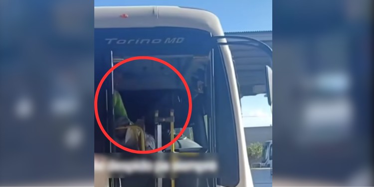 Movilidad se pronuncia tras video viral de operador y usuario peleando; ocurrió en junio