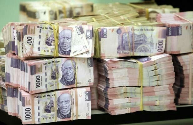 Liquidación de exsecretarios de estado costó más de 15 millones; esto recibió cada uno