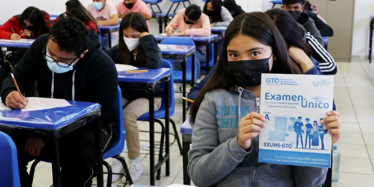 SEG busca reducir deserción escolar; educación media superior es prioridad