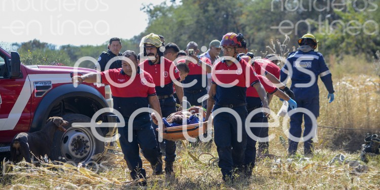 Rescatan a tres adolescentes de una Zanja en San José de los Romero, León