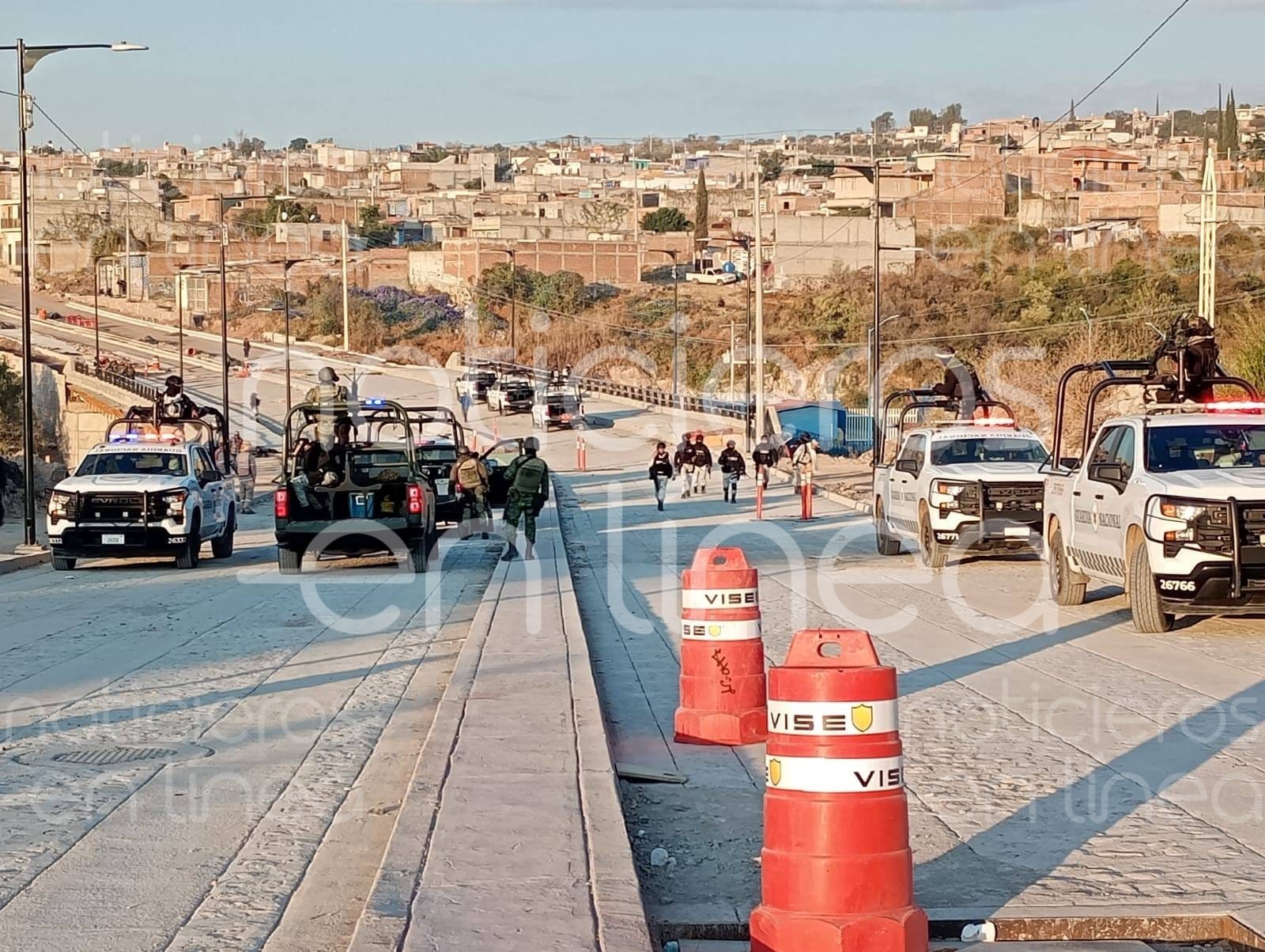 Reportan balacera entre civiles y agentes federales en Barranca de Venaderos