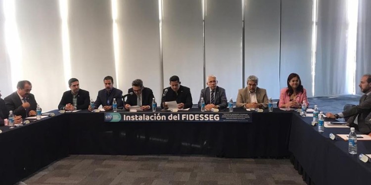 Concede juez suspensión provisional a extinción del FIDESSEG