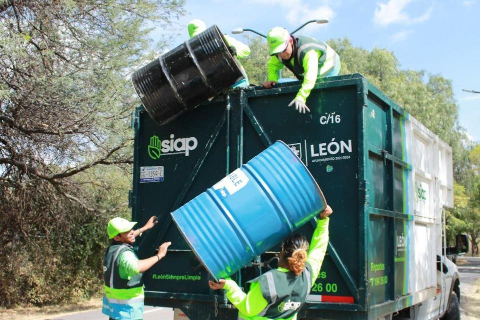 Fortalecerán programas de concientización sobre residuos en León
