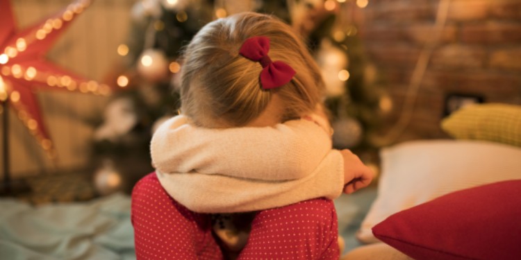 Alerta decembrina: Abusos infantiles aumentan durante vacaciones y convivencia familiar