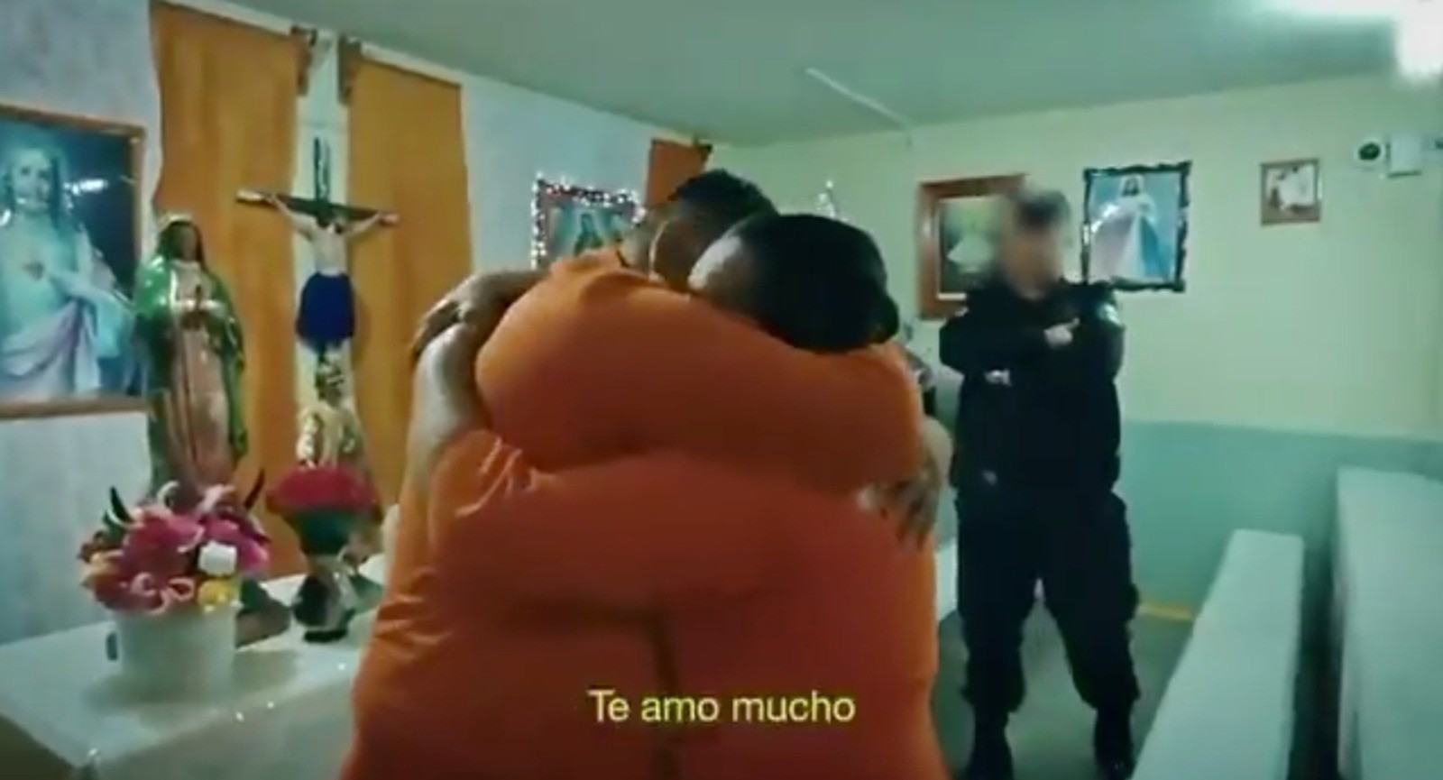 El abrazo de Dora y Luis; madre e hijo se reencuentran en una cárcel de Guanajuato