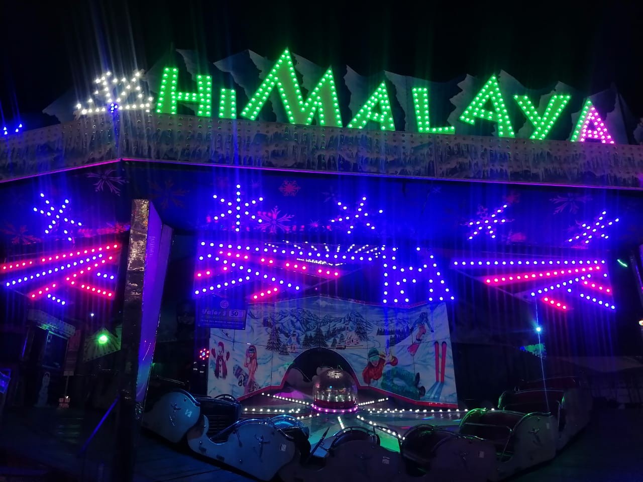 Cita en la Feria de León termina en tragedia; pareja resulta lesionada en los juegos mecánicos