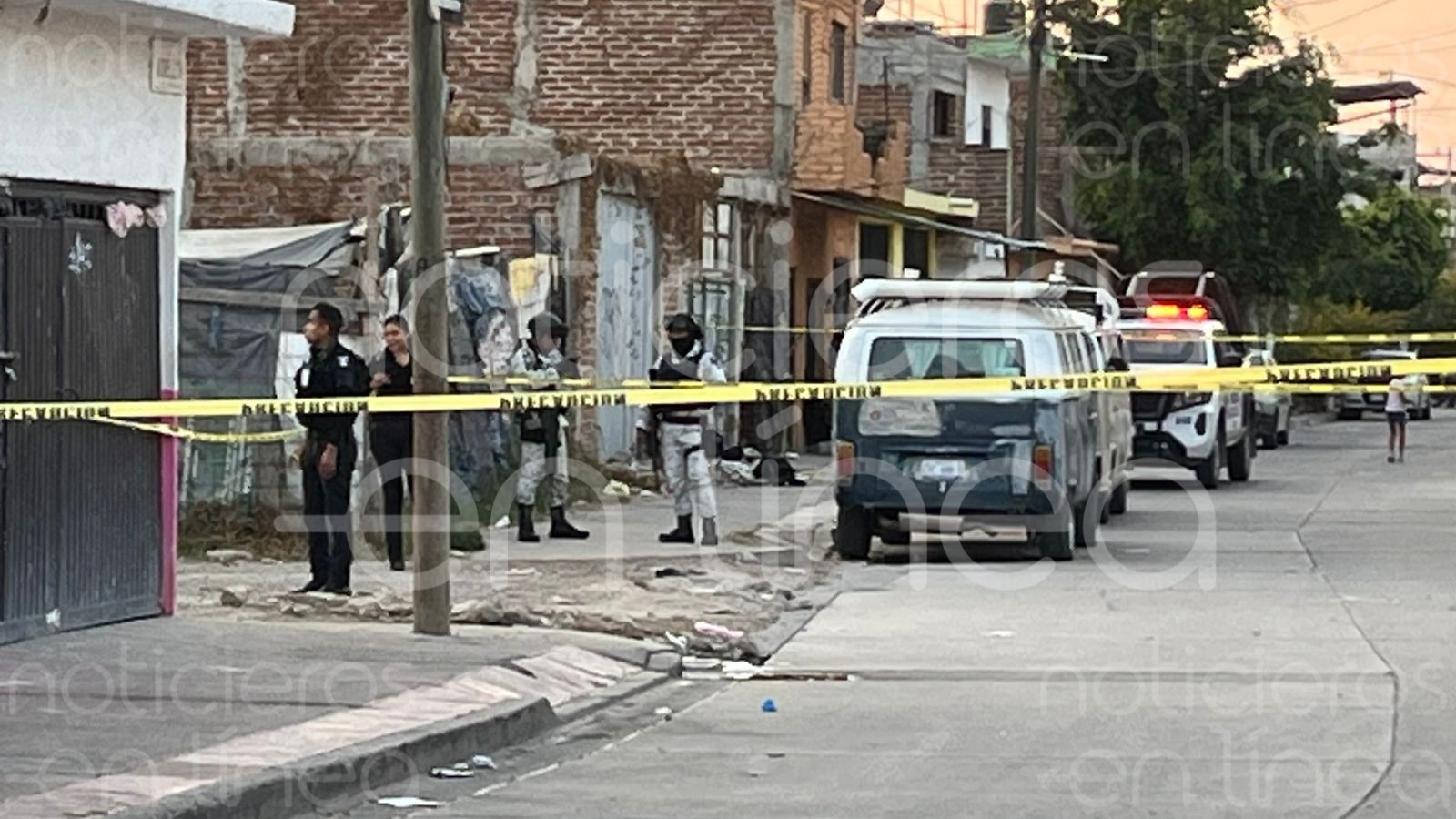 Estaba en la esquina cuando fue atacado a balazos