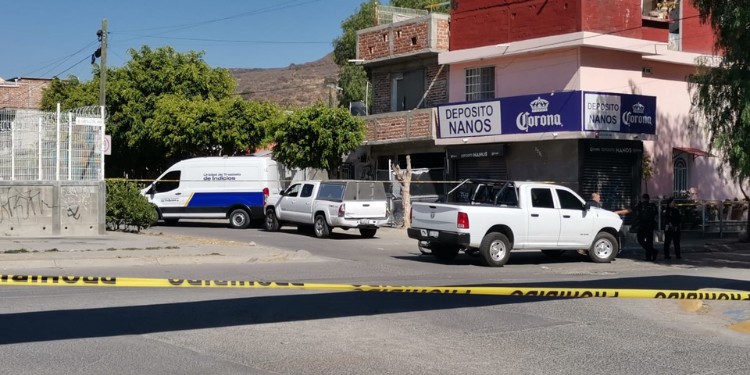 León: Menor encuentra a sus familiares estrangulados y llama a emergencias