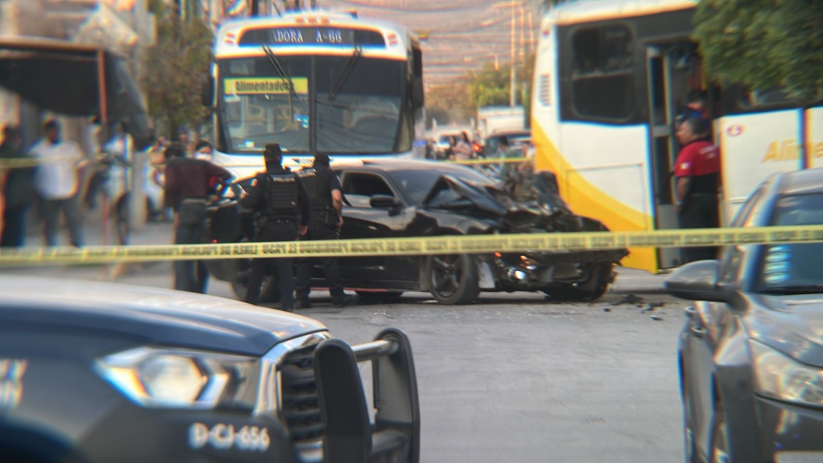 'Rápido y Furioso' en León: Tiroteo contra un vehículo de lujo termina en accidente mortal