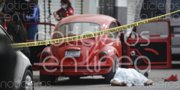Multihomicidio en local de audio en León deja tres muertos y una mujer herida