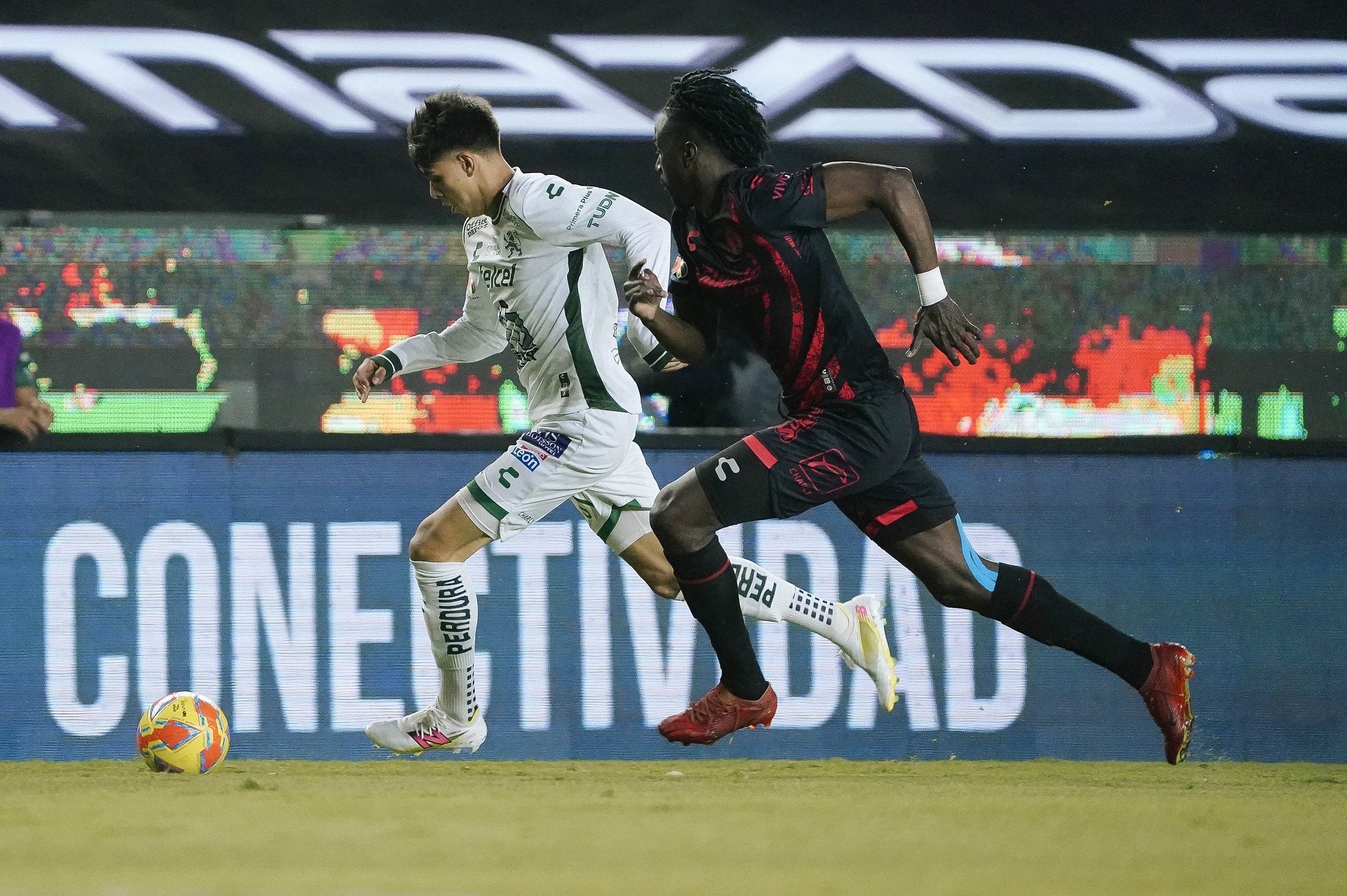 ¡Sigue rugiendo La Fiera! León se impone 2-1 ante los Xolos de Tijuana