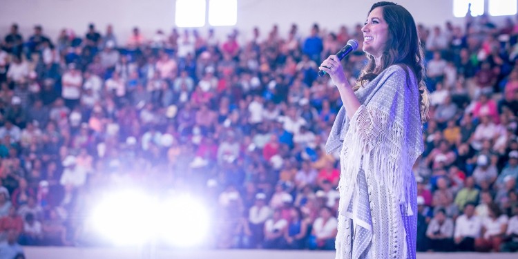 Gobernadora de Guanajuato promete combatir extorsión y anuncia millonarias inversiones en infraestructura