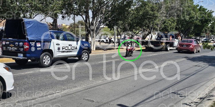 Motociclista derrapa en León y descubren que tenía una herida de bala