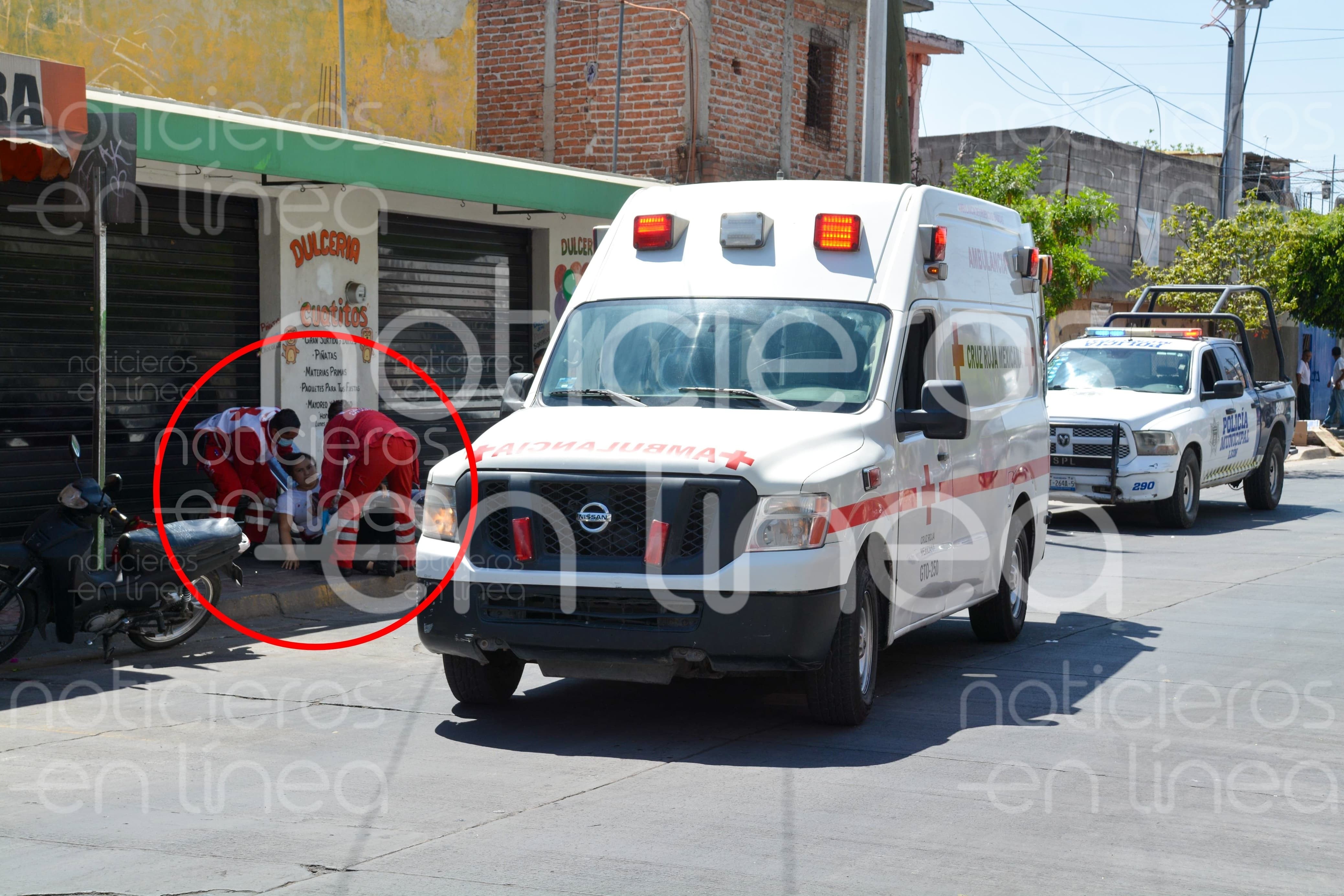 Mujer intenta huir de ataque armado donde asesinaron a su acompañante