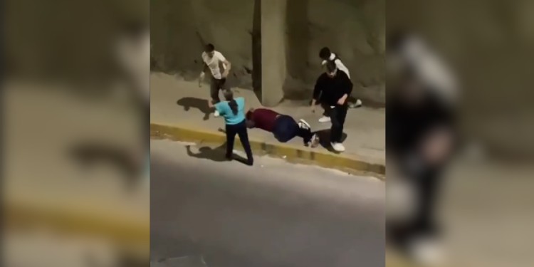 Investigan a policía estatal por golpiza a un hombre en Guanajuato capital