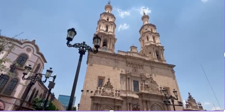 Toque de campanas en León por la muerte del Papa Francisco