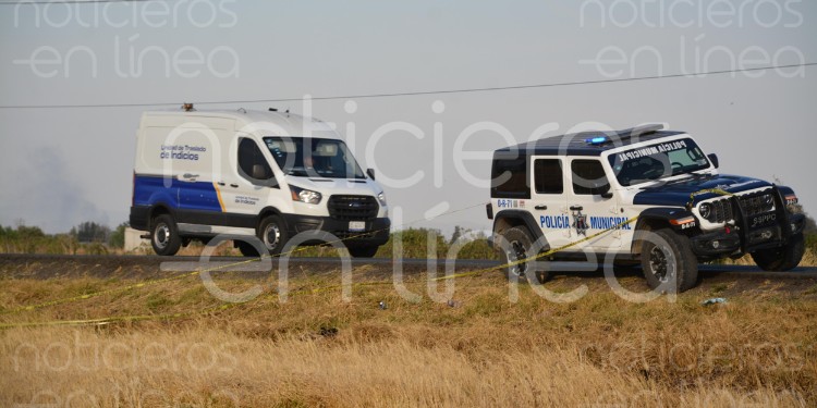 Hallan cuerpo en descomposición en carretera León-Manuel Doblado