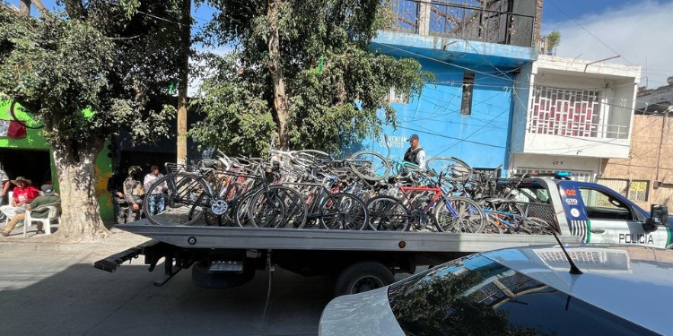 ¿Te robaron tu bici o batería? Autoridades de León recuperan artículos robados en la calle Rivera