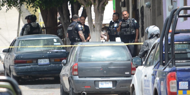 'Motosicarios' matan a quemarropa a José; quedó tendido dentro de una casa en la colonia España