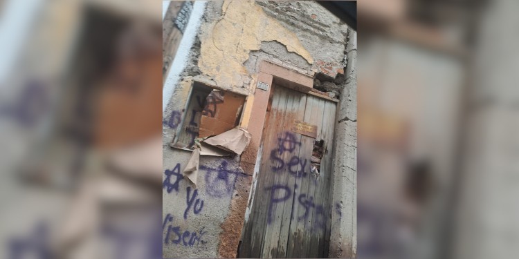 Fuerte lluvia inunda 80 casas y pone en riesgo más de 400 viviendas antiguas