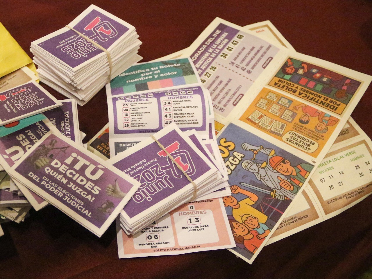 Reparten acordeones para la elección judicial en Guanajuato