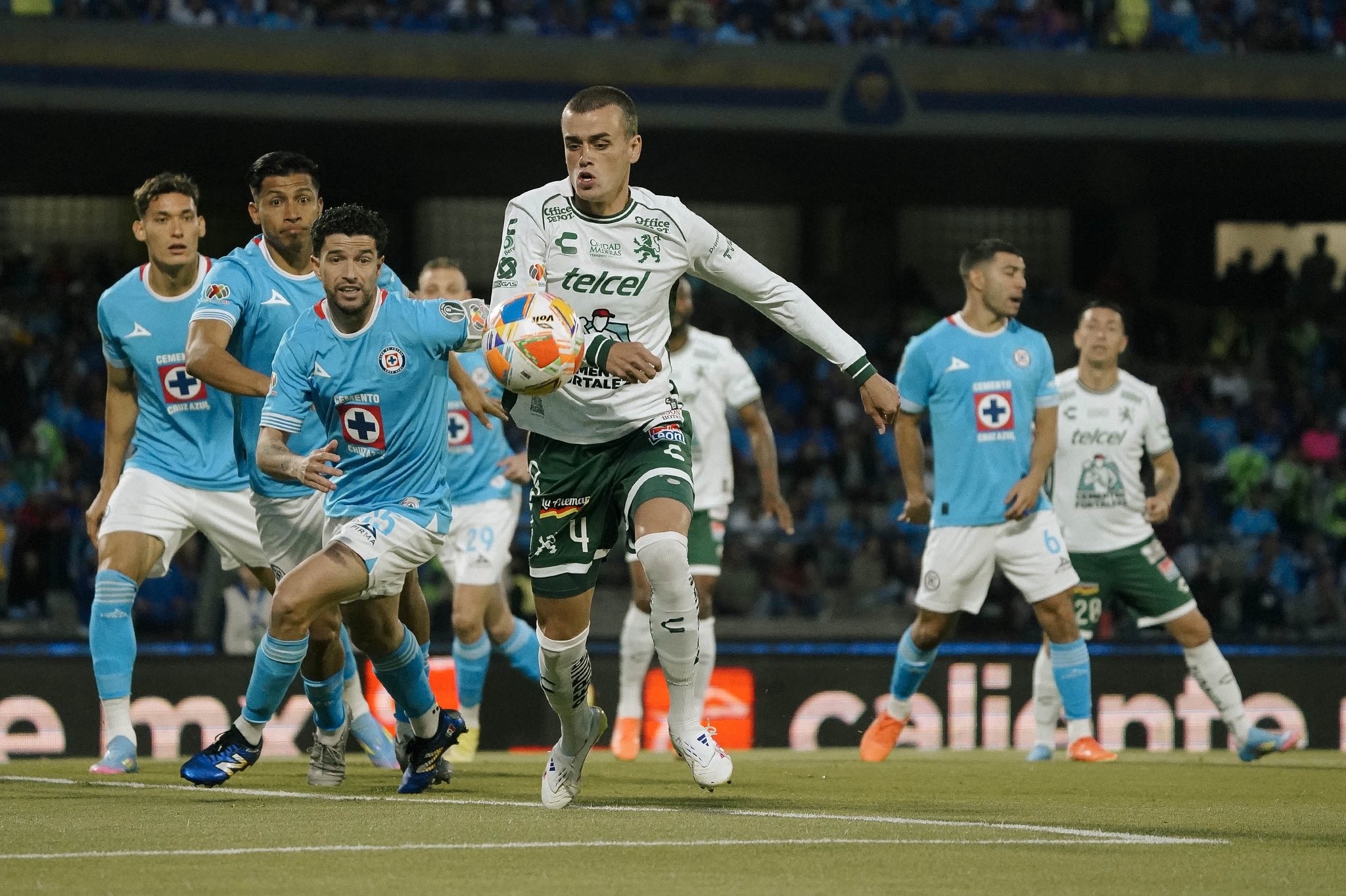 León busca revancha ante Cruz Azul en la Copa Morelos