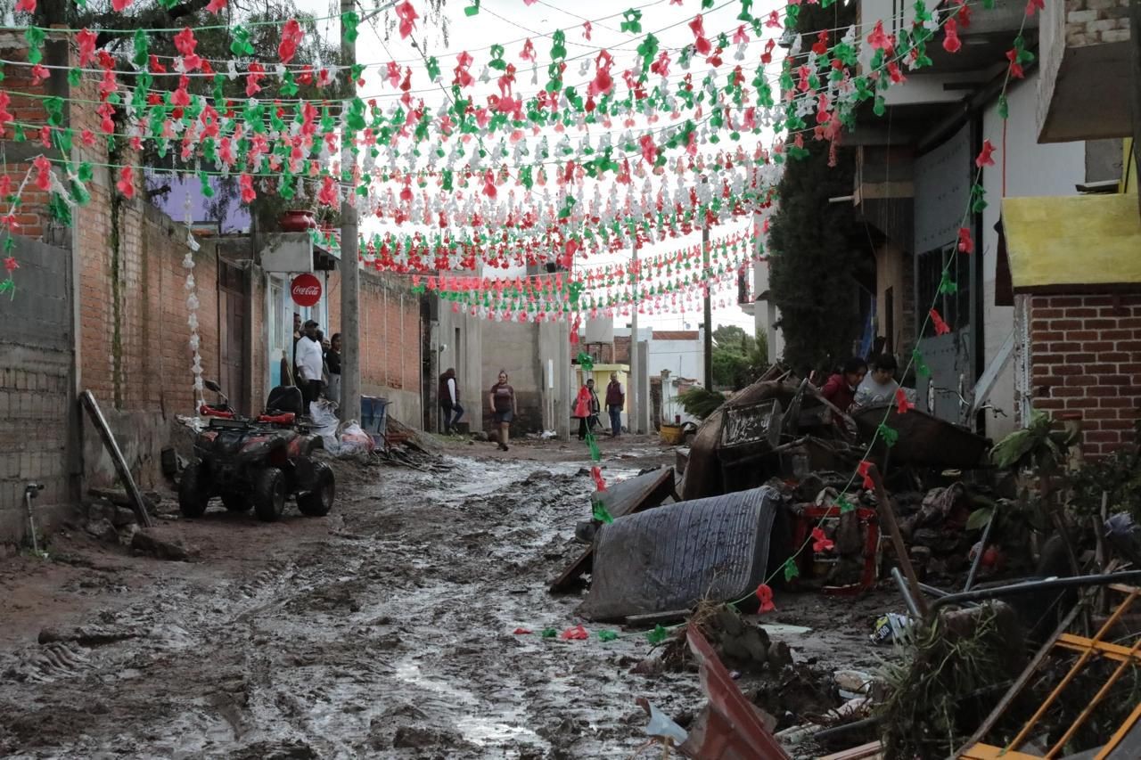 “No están solos“; extienden apoyos de manera indefinida para familias afectadas en Ocampo