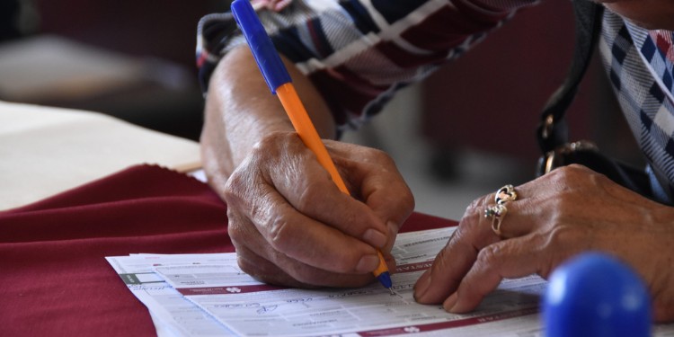 Detectan más de mil víctimas estafadas por “coyotes“ que cobran trámites gratuitos en Guanajuato