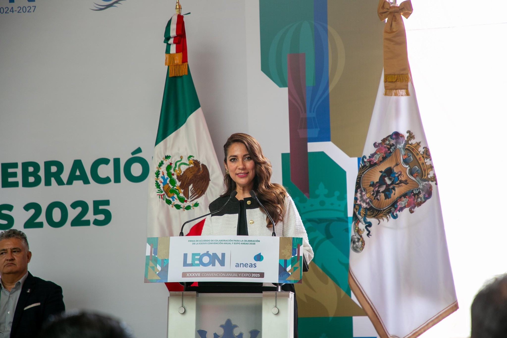 ¿Casa millonaria en Texas? Investigan al exgobernador Diego Sinhue por presunta propiedad ligada a empresa vinculada a Seguritech