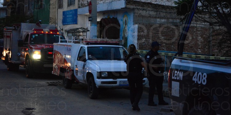 Hallan cuerpo sin vida en arroyo del Muerto en colonia Palomares; víctima tenía golpe en el cráneo Hallan cuerpo sin vida en arroyo del Muerto en colonia Palomares; víctima tenía golpe en el cráneo