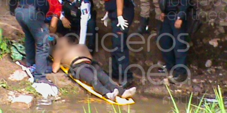 Motociclista de 20 años cae al río tras derrapar y chocar contra un poste en León