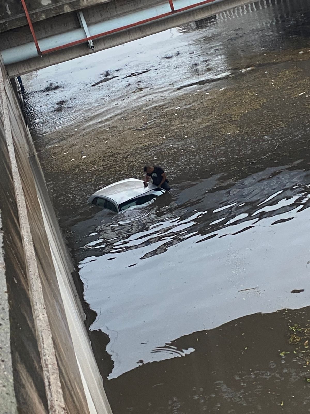 Granizada sorprende a León; Granizada sorprende a León;